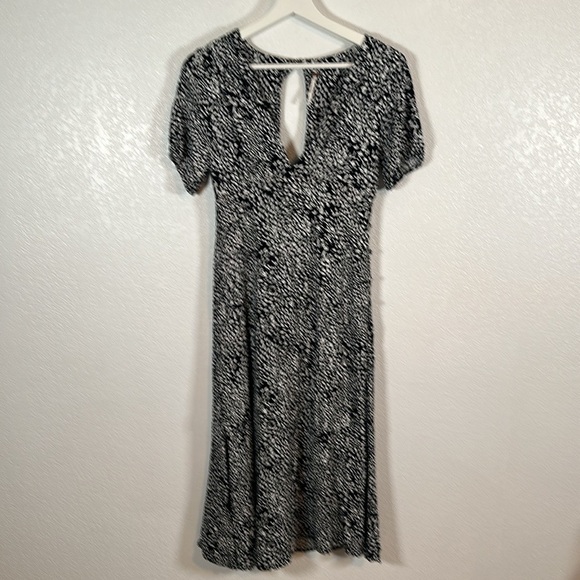 Free People Looking For Love MIDI Dress Side Button Closure Size 0 - Picture 2 of 10